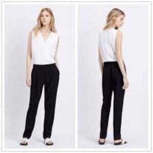 Vince. stylish jumpsuit wrap front  black bottom and a crisp white top size 6